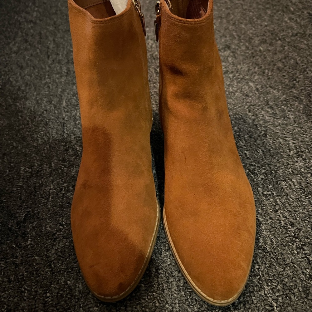 Clarks Women's cognac Suede Heeled Boots